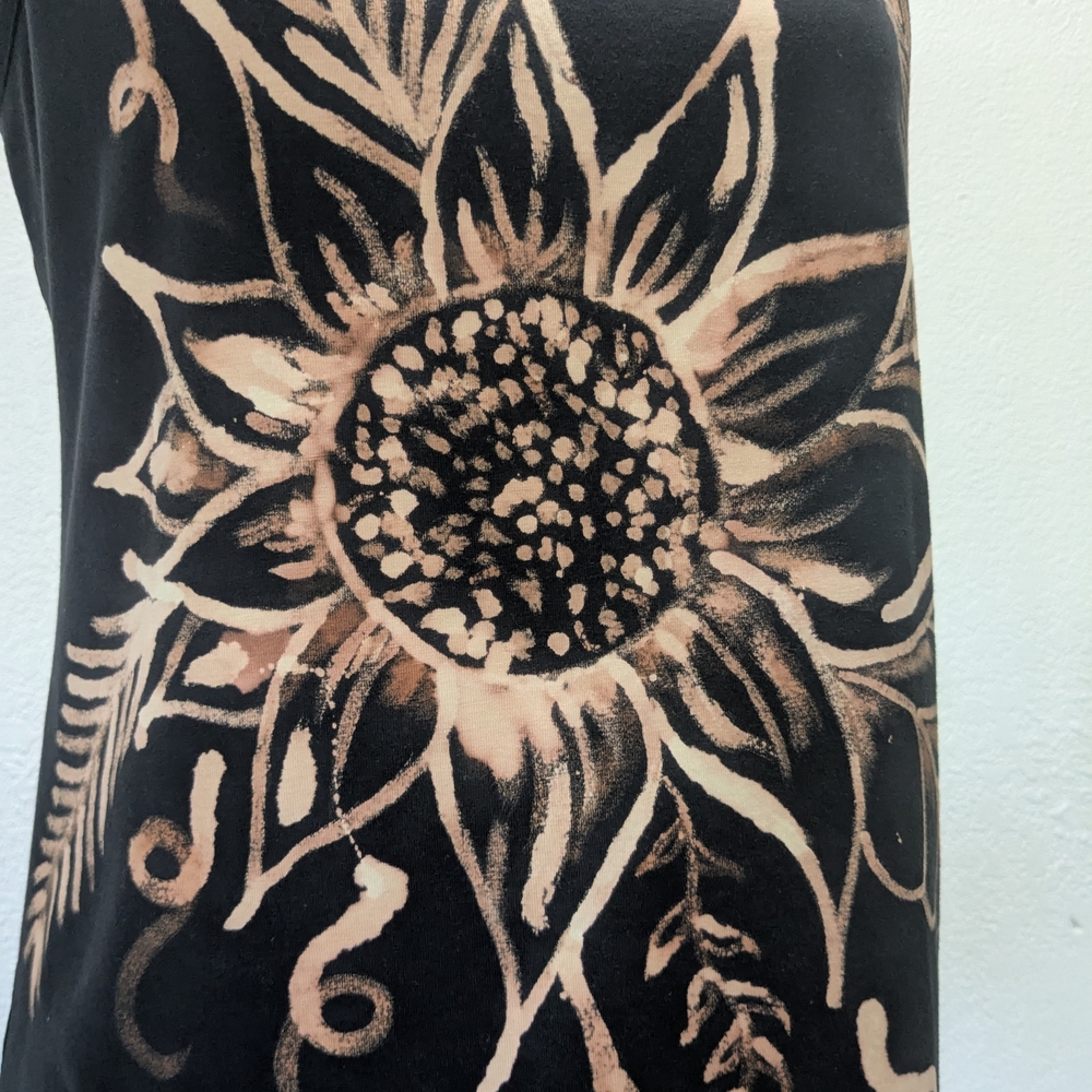 Maurices Black Cotton Blend Top With Bleach Art Sunflower Sz XL - Picture 12 of 14